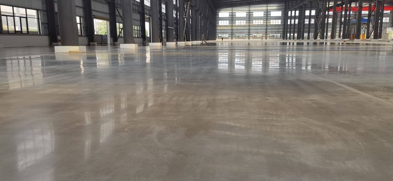 地坪工程是指对地面进行设计、材料选择以及施工安装等一系列过程,以达到美观和实用的目的。
